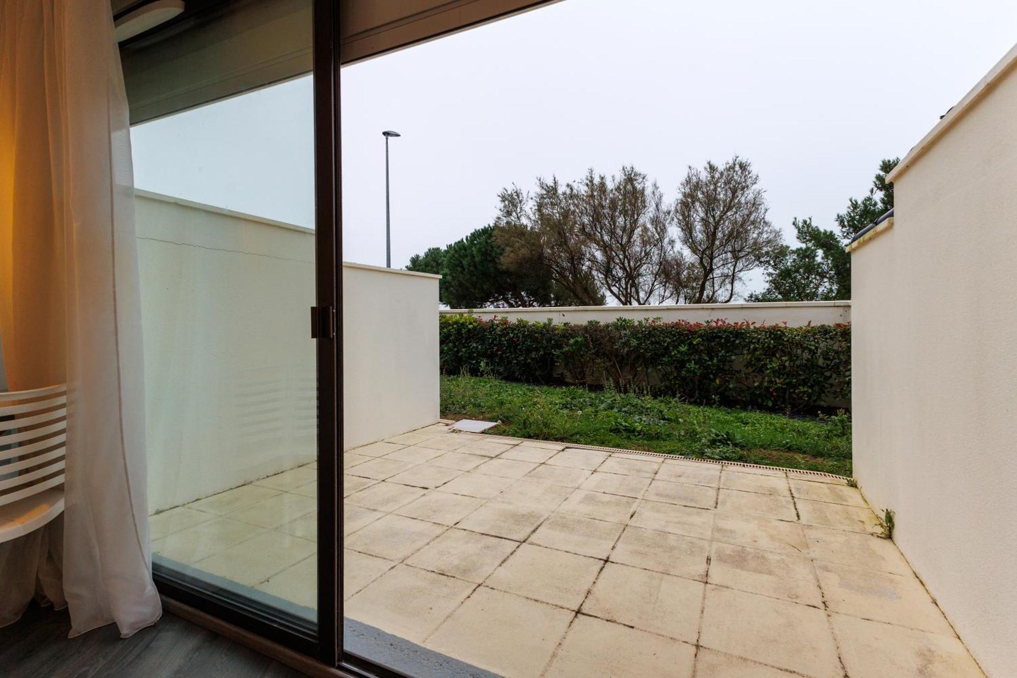 Logis Hotel Le Rochelois La Rochelle  Exterior photo