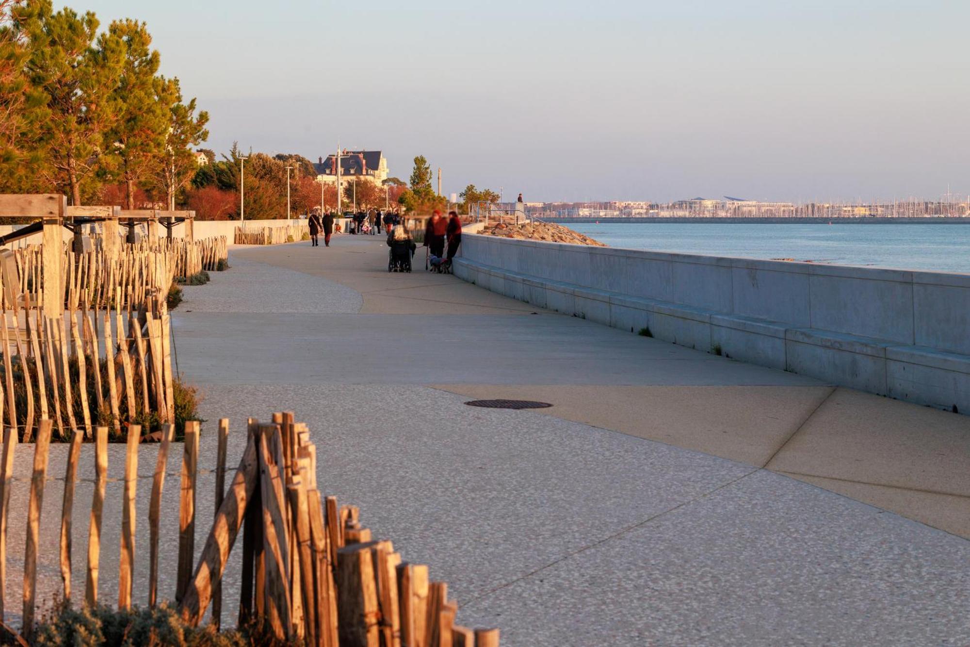 Logis Hotel Le Rochelois La Rochelle  Exterior photo